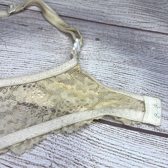 Victoria Secret Dream Angels Lined Demi Bra - Picture 15 of 16